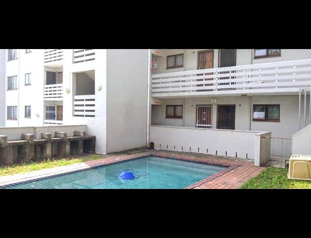 2 BEDROOM FLAT FOR SALE IN BLUFF